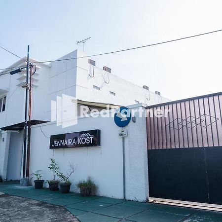Kost Jennaira Syariah Jogja City Mall Yogyakarta RedPartner Ngabean Bagian luar foto