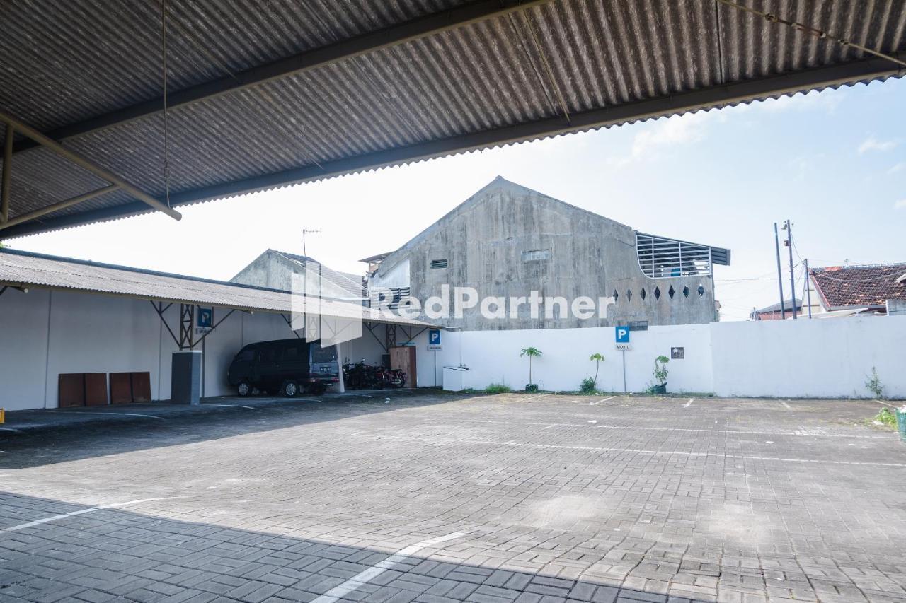 Kost Jennaira Syariah Jogja City Mall Yogyakarta RedPartner Ngabean Bagian luar foto