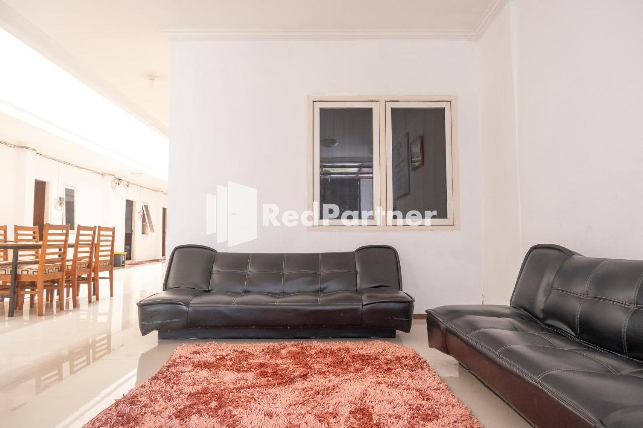 Kost Jennaira Syariah Jogja City Mall Yogyakarta RedPartner Ngabean Bagian luar foto